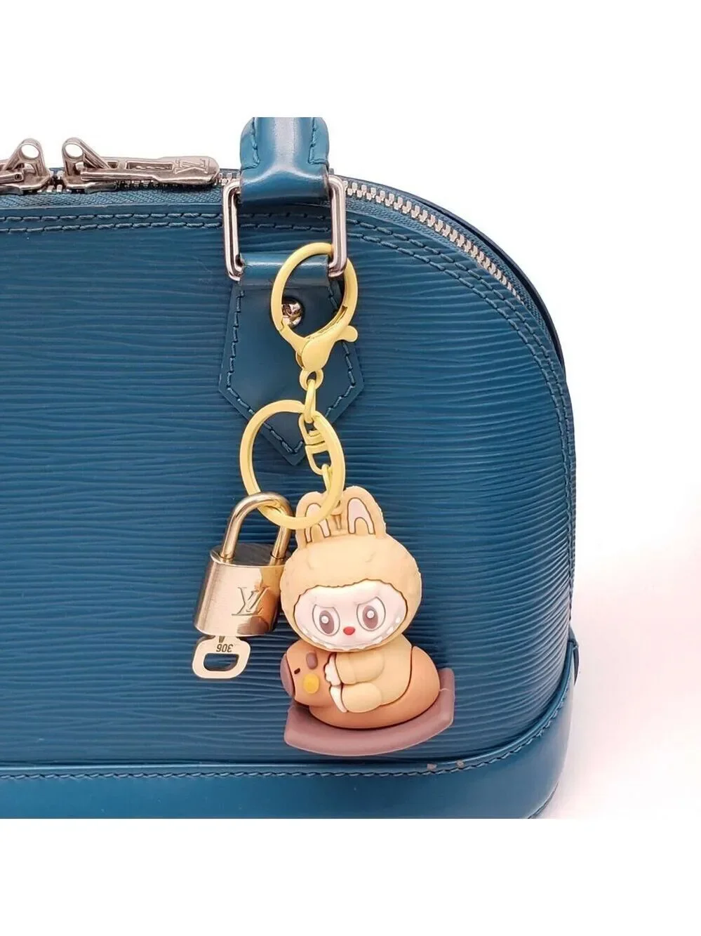 Louis Vuitton add touch